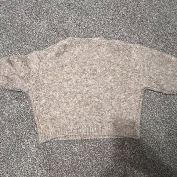 Aster Crop Sweater - Picture 6 of 6